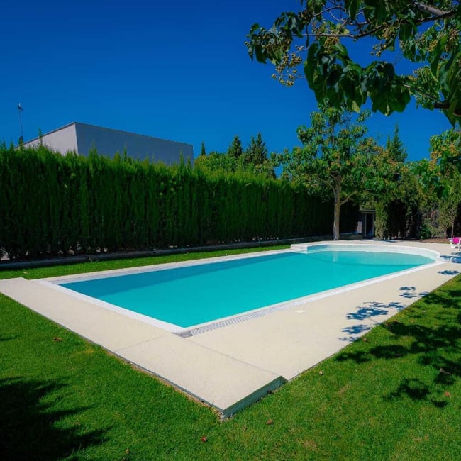 Ivory Cream Marble around pool area