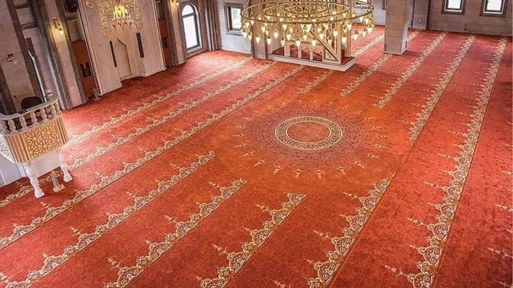 How to Choose Mosque Carpets for Heavy Foot Traffic in Abu Dhabi